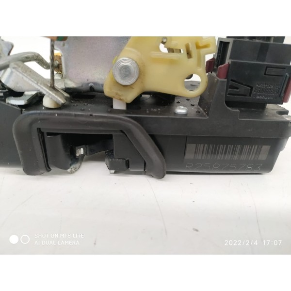 Fechadura Porta Captiva Dianteira Direit 2008/2016 R25875783