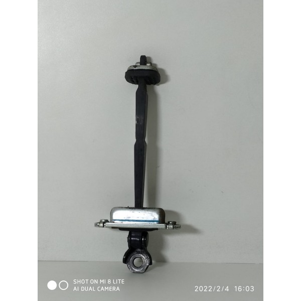 Limitador Porta Captiva Dianteira Esquerda 2008/2017