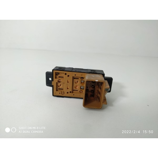 Botao Vidro Captiva Traseiro Direito 2008 2016 Orig