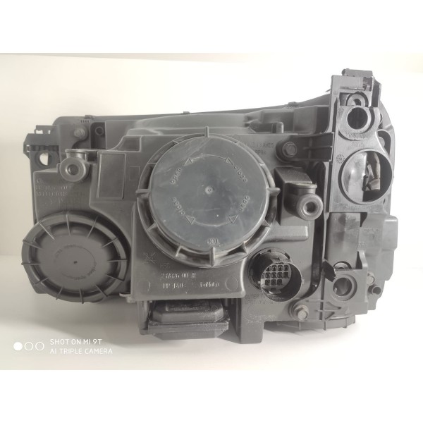 Farol Range Rover Sport Direito Xenon 2008/2013 23782600r Direito/passageiro