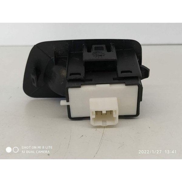 Botao Vidro Compass Traseiro Esq/dir 2018 2021 Orig