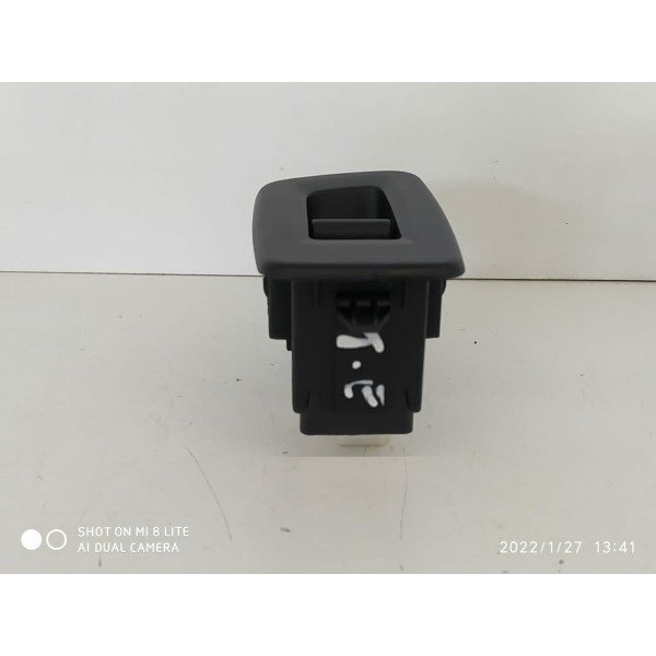 Botao Vidro Compass Traseiro Esq/dir 2018 2021 Orig