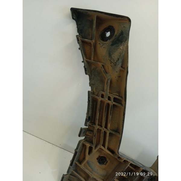 Guia Parachoque Suzuki Sx4  Traseiro Direito 2011