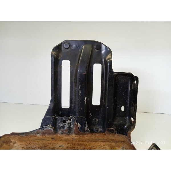 Suporte Caixa Bateria Suzuki Sx4 4x4 2011 Orig