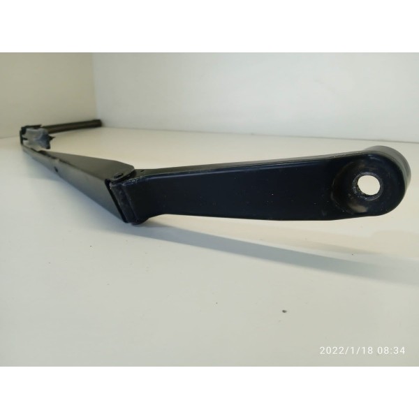 Braço Limpador Parabrisa Suzuki Sx4  Direito 2011 Orig Direito