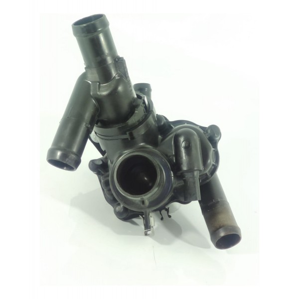 Valvula Termostatica Mercedes Gla200 Cla A A2702000615