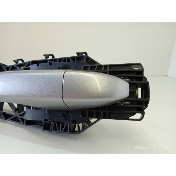 Macaneta Externa Compass Traseira Direita 2018/2023 Orig Prateado Traseira