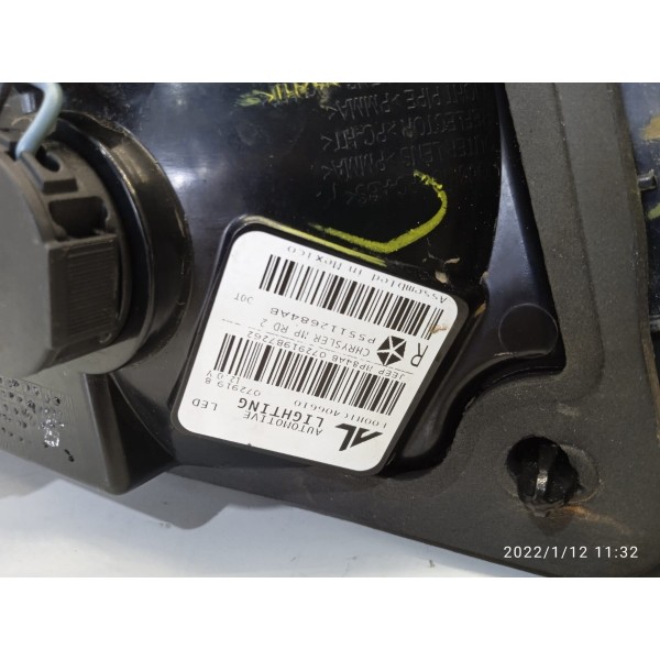 Lanterna Compass Direita Tampa Tras 2018/2021 55112684ab Direito/passageiro Vermelho