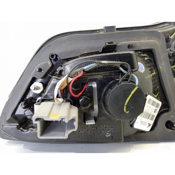 Lanterna Compass Direita Tampa Tras 2018/2021 55112684ab Direito/passageiro Vermelho