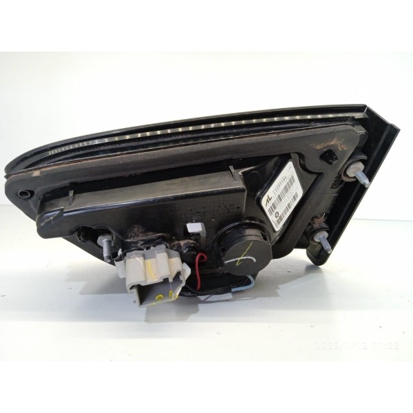 Lanterna Compass Esquerda Tampa Tras 2018/2021 55112685ab Esquerdo/motorista Vermelho