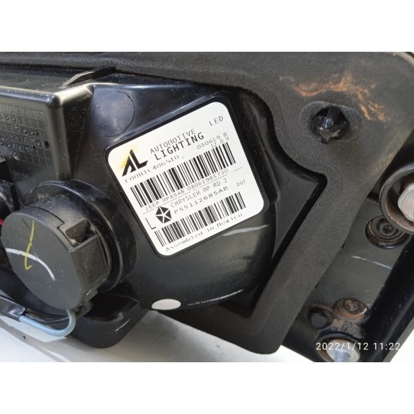 Lanterna Compass Esquerda Tampa Tras 2018/2021 55112685ab Esquerdo/motorista Vermelho