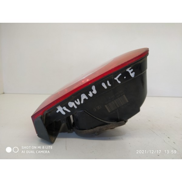 Lanterna Tiguan Tampa Traseira Esquerda 2009/2013 Original Esquerdo/motorista Vermelho