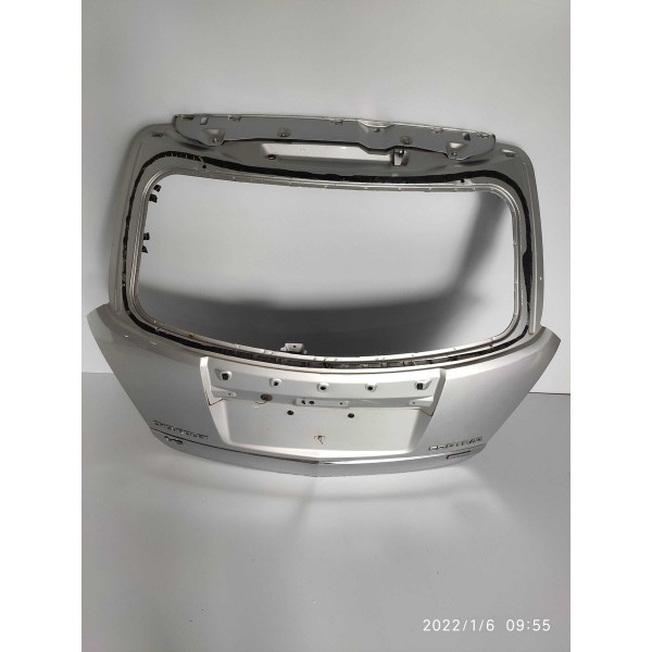 Tampa Traseira Captiva 2008/2016 Lisa Prateado