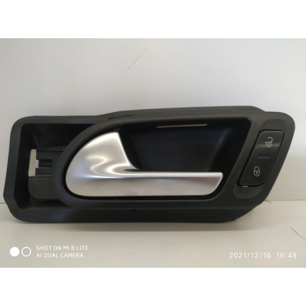 Maçaneta Interna Tiguan Traseira Esquerda 2010 2016 Orig Cromado Traseira