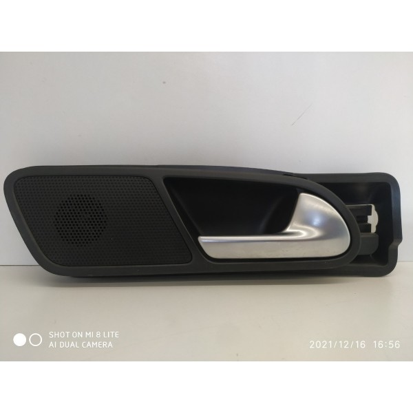 Macaneta Interna Tiguan Traseira Direita 2010 2016 Orig Cromado Traseira