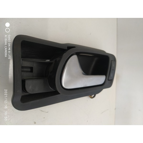 Maçaneta Interna Tiguan Dianteira Esquerda 2011/2016  Orig - Cromado - Dianteira