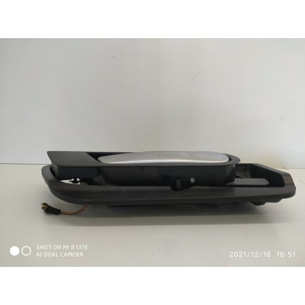 Maçaneta Interna Tiguan Dianteira Esquerda 2011/2016  Orig - Cromado - Dianteira
