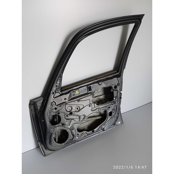 Porta Suzuki Sx4 Dianteira Direita 2009/2012 Detalhe Dianteira Direita Cinza