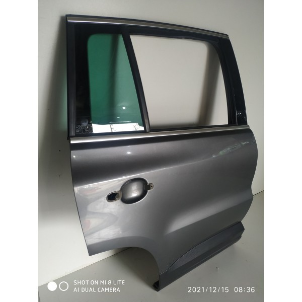 Porta Tiguan Traseira Direita 2010 2011 2012 2013 2014 2016 Traseira Direita Cinza