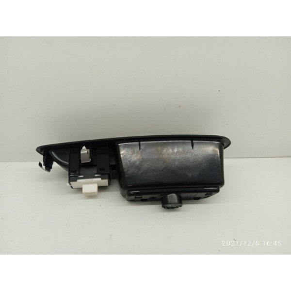 Botao Vidro Toro Traseiro  Esquerdo 2016 2022 Original