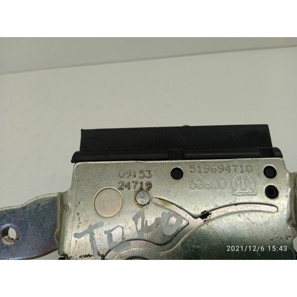 Fechadura Inferior Tampa Tras Toro 2016 A 2024 Orig / 9490