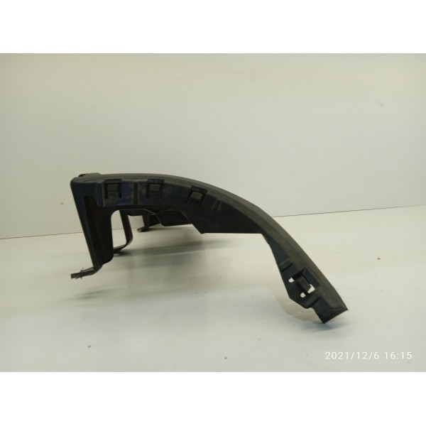 Guia Parachoque Toro 2016 2019 2024 Tras Esq Detalhe