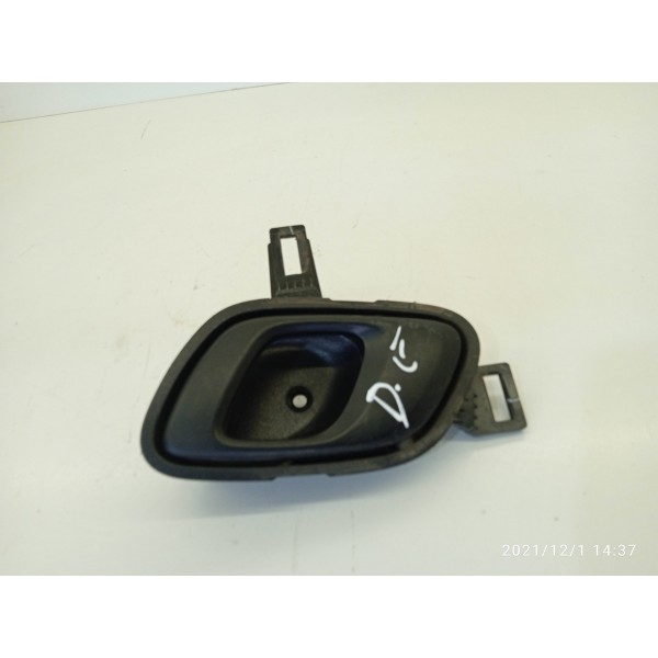 Maçaneta Interna Kwid Dianteira Esquerda 2017 2023 Orig Preto Dianteira