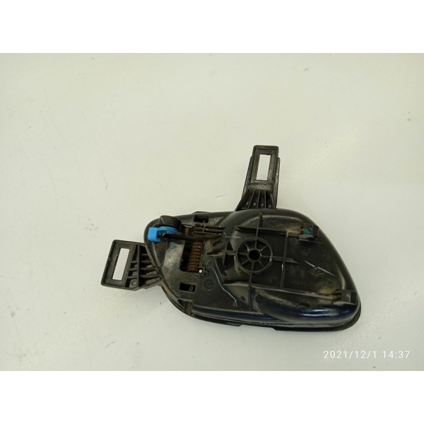 Maçaneta Interna Kwid Dianteira Esquerda 2017 2023 Orig Preto Dianteira