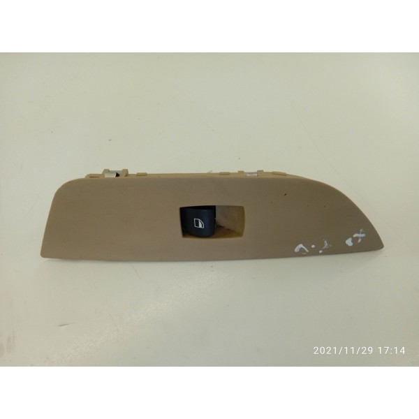 Botao Comando Vidro Traseiro Direito X1 2010/2015