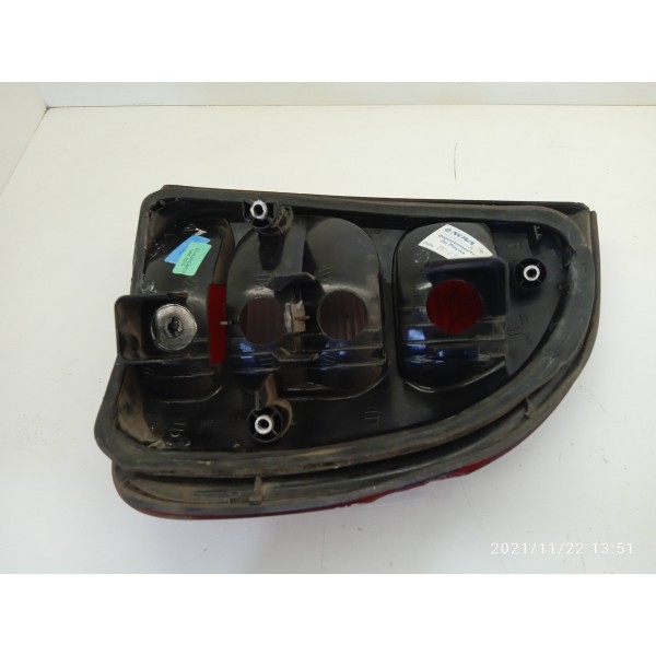 Lanterna Corsa 2002 Esquerda Detalhes Orig