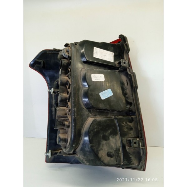 Lanterna Montana Direita 2013 2014 2015 A 2020 Original Direito/passageiro Vermelho