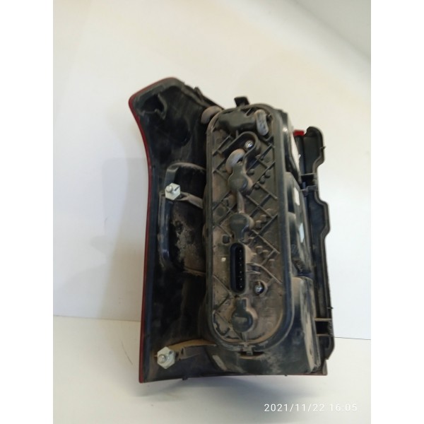 Lanterna Montana Direita 2013 2014 2015 A 2020 Original Direito/passageiro Vermelho