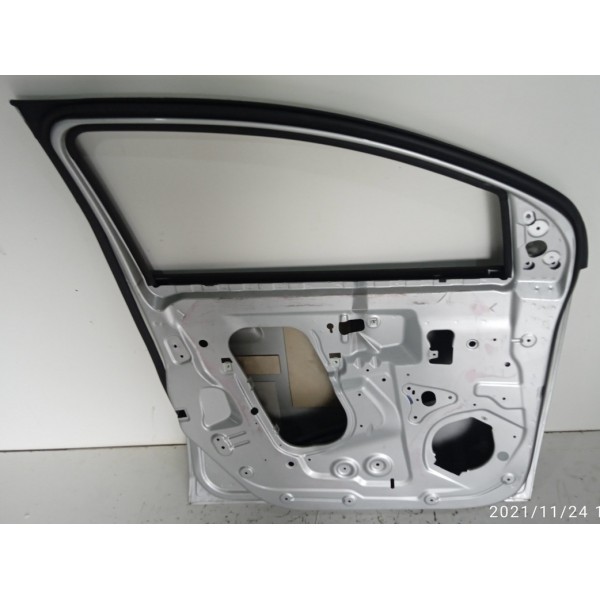 Porta Captiva Dianteira Esquerda 2008 2010 2012 2014 2016