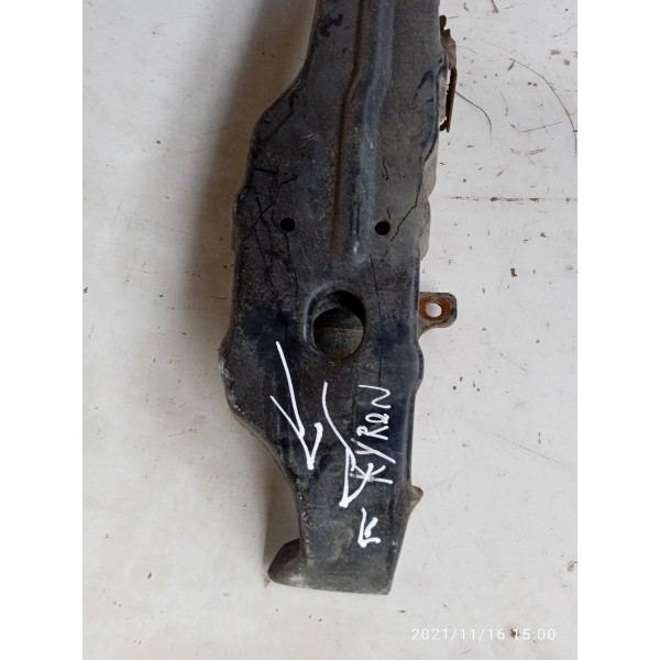 Alma Parachoque Kyron 2010 A 2014 Diant Det/7832