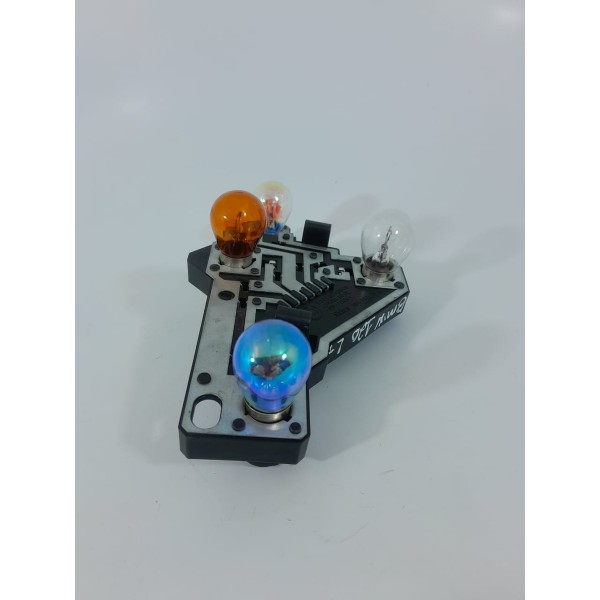 Circuito Lanterna Bmw 118 120 Esq 2004/2010 63216249509 Esquerdo/motorista Rosa-pálido