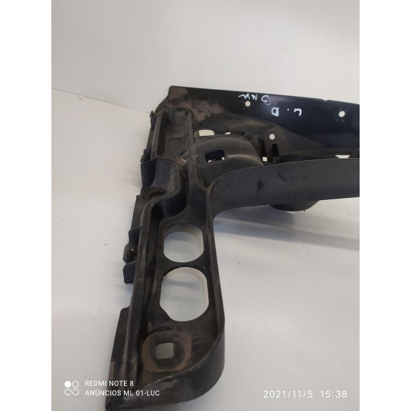 Guia Parachoque Bmw 645ci Traseiro Direito 51127008840