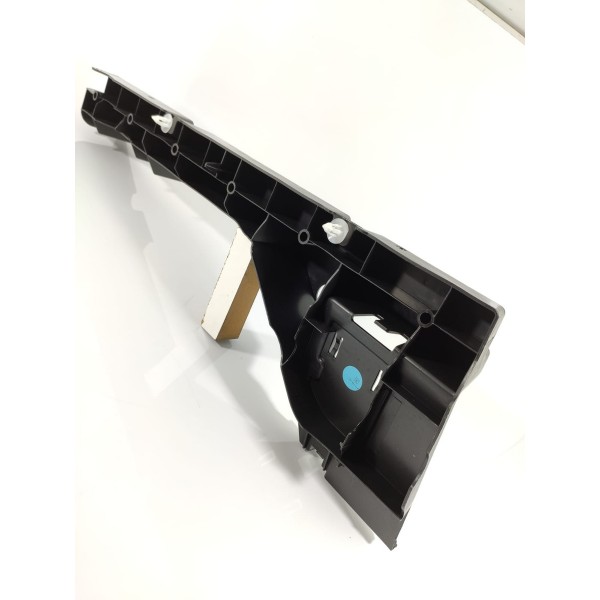 Acabamento Porta Malas Mercedes Gla200 250 Direito