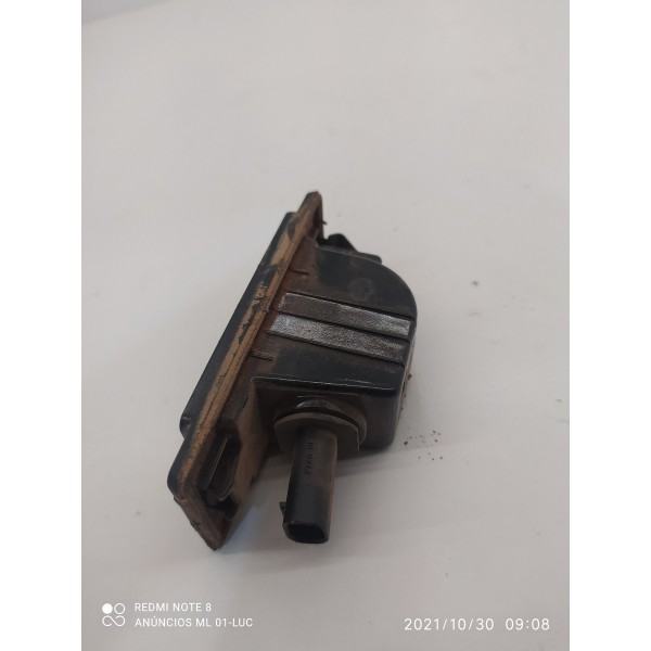 Luz Porta Malas Tracker 2020 2021 2022 2023 2024 Orig //8241