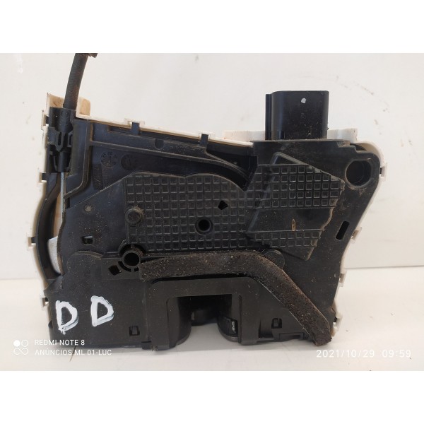 Fechadura Porta Tracker Dianteira Direita 2020/2024 26317125