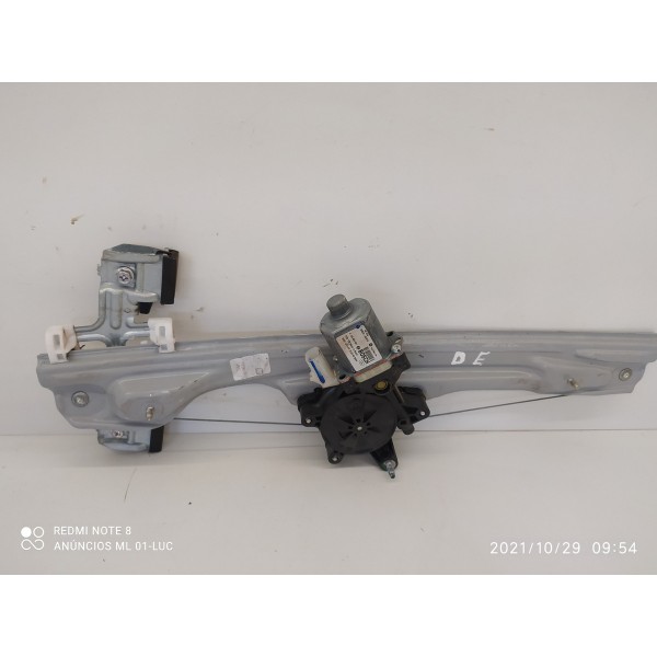 Maquina Vidro Tracker Dianteira Esquerd 2020/2025 0130823921