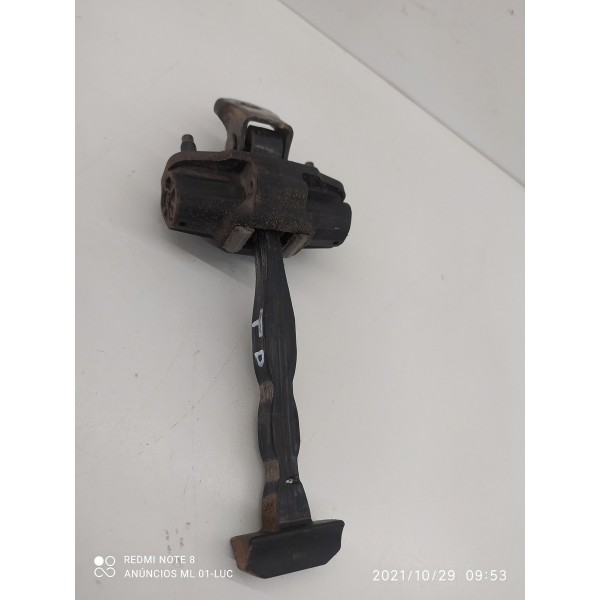 Limitador Porta Tracker Traseiro Direito 2020 2021 3034 Orig