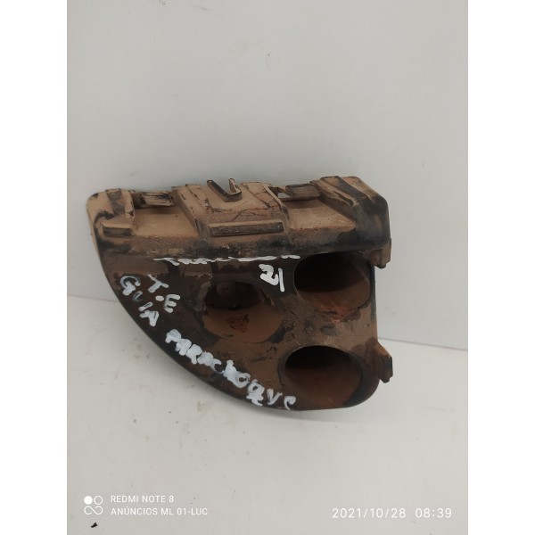 Guia Parachoque Tracker Traseiro Esq 2020 2021/2024 26279904