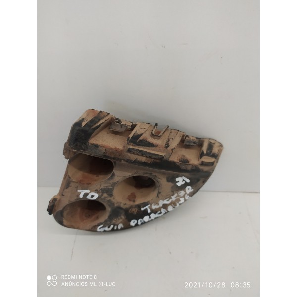 Guia Parachoque Tracker Traseiro Dir 2020 2021/2024 26279905
