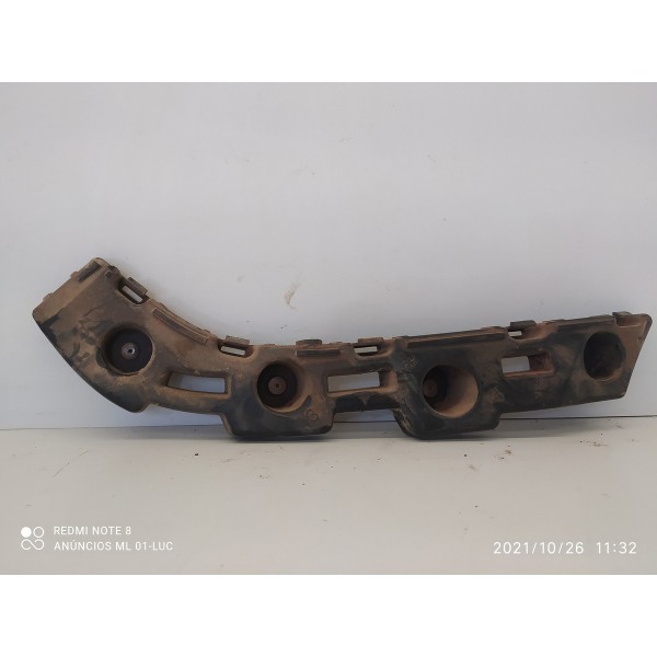 Guia Parachoque Tracker Traseiro Direito 2020/2024 26279909