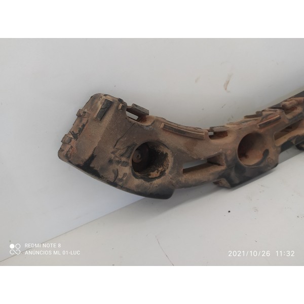 Guia Parachoque Tracker Traseiro Direito 2020/2024 26279909