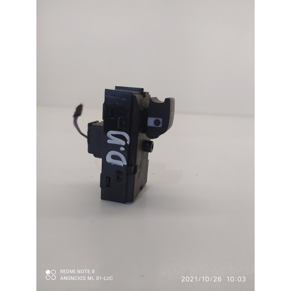 Botao Vidro Tracker  Dianteiro Direito 2020/2024 Orig