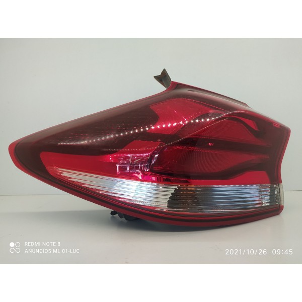 Lanterna Tracker Esquerda Sem Led 2020/2024 26344408 Esquerdo/motorista Vermelho