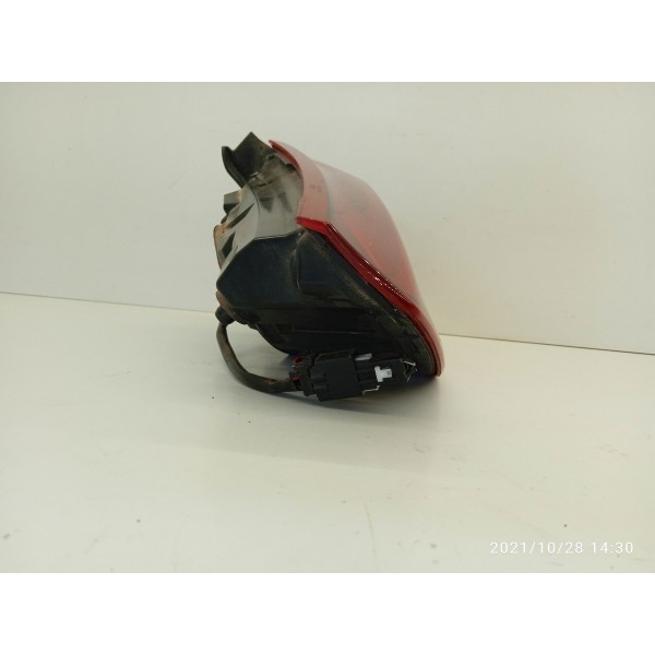Lanterna Tracker Esquerda Tampa 2020 2021 2022 2025 26313437 Esquerdo/motorista Vermelho