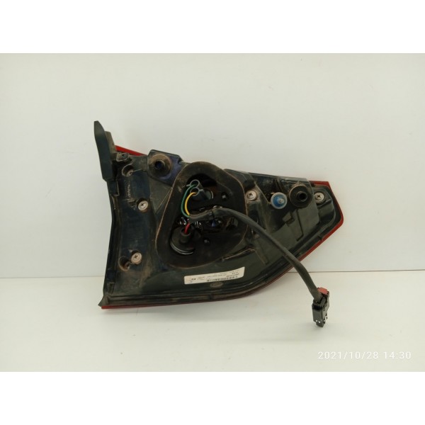 Lanterna Tracker Esquerda Tampa 2020 2021 2022 2025 26313437 Esquerdo/motorista Vermelho