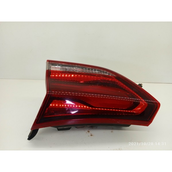 Lanterna Tracker Esquerda Tampa 2020 2021 2022 2025 26313437 Esquerdo/motorista Vermelho